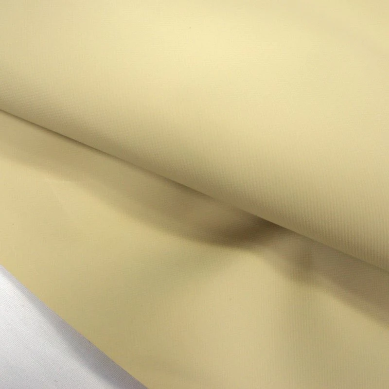 Impermeable beige claro