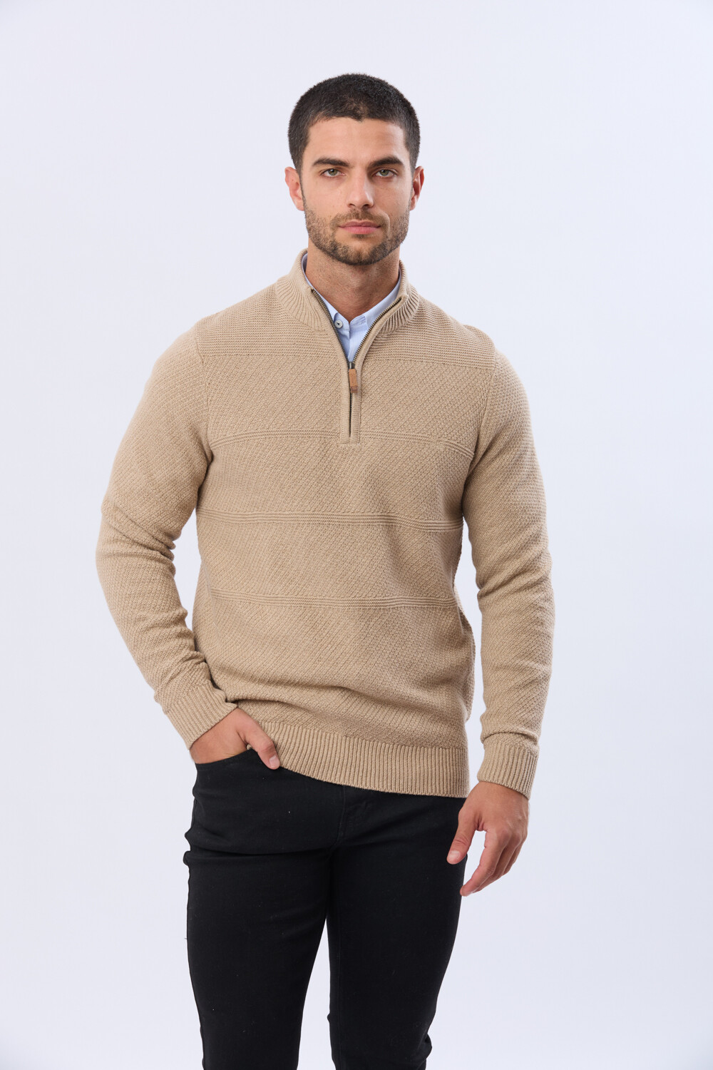 BUZO TEJIDO TEXTURADO Beige