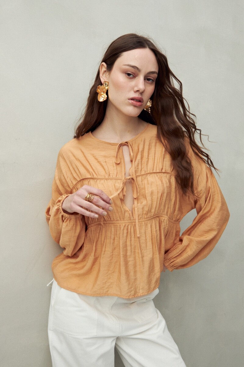 BLUSA BENNI Caramelo