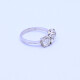 Anillo platino y 3 brillantes. Anillo platino y 3 brillantes.
