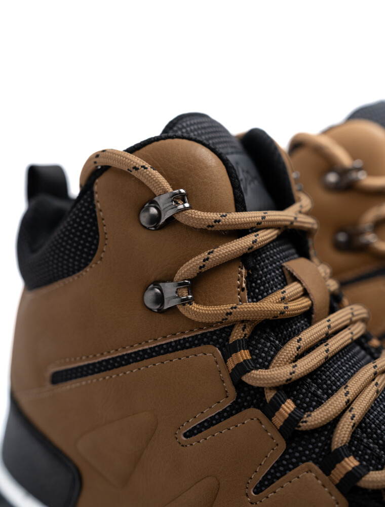 Bota Alpes Kaki