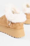 Bota corderito camel