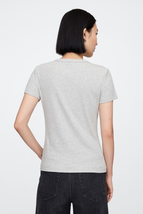 Remera Rib Cuello Redondo Mujer B08