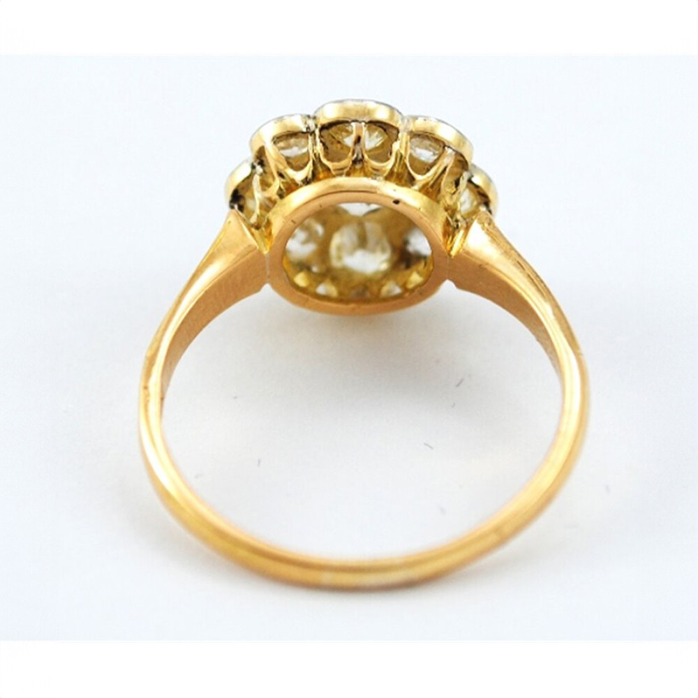 Anillo Antiguo Oro 18K Con Brillantes Anillo Antiguo Oro 18K Con Brillantes