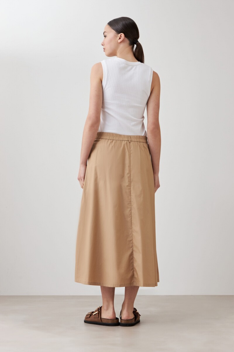 Falda midi con pinzas tostado