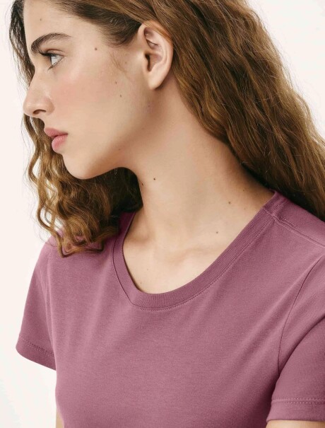 CAMISETA BÁSICA SLIM ROSADO