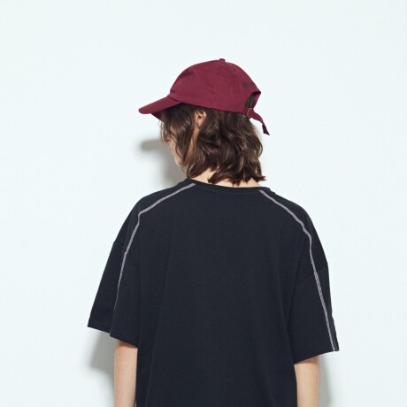 REMERA MAGNOLIO Negro