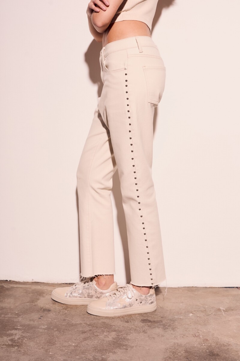 Crop Flare Tachas Nácar