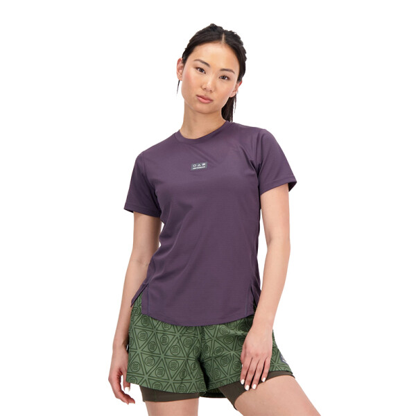 Remera New Balance Impact Run Violeta