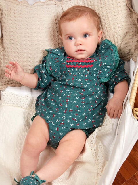 Vestido Estampado Con Smock Verde