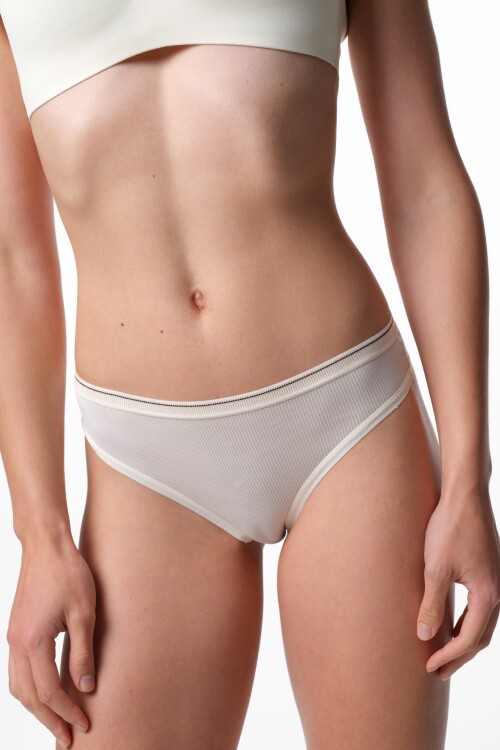 Colaless Agatha Gris