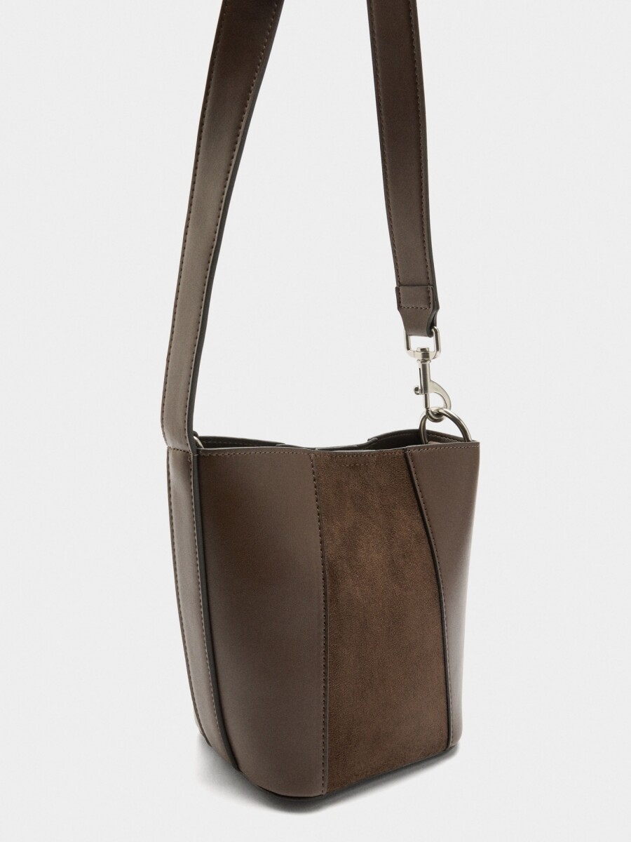 Bolso Bombonera Contraste De Texturas marron