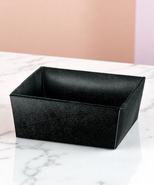 Bandeja conico 21x21x9 cm. - PELLE NERO Bandeja conico 21x21x9 cm. - PELLE NERO