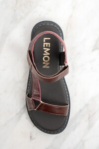 Sandalia Cuero Combinada Bordeaux