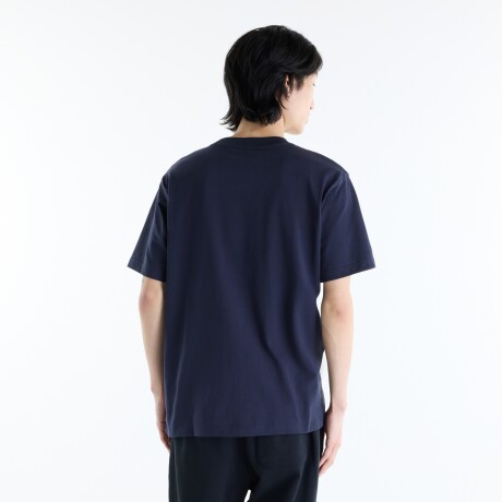 Remera New Balance de Hombre - Varsity - MT6275EODNT NAVY BLUE