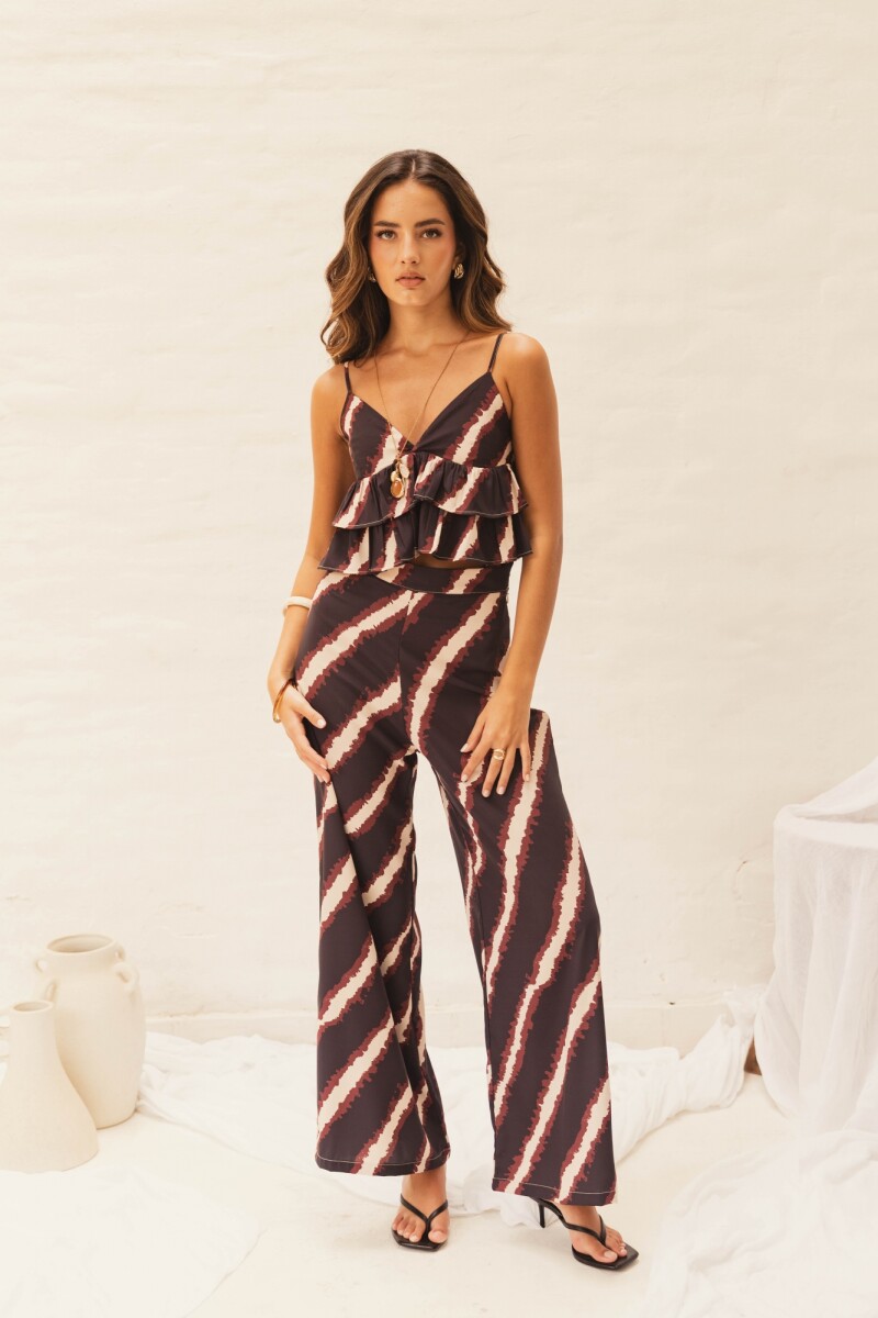 CONJUNTO SERENELLA MAXI ROUGE BATIK SEASON 