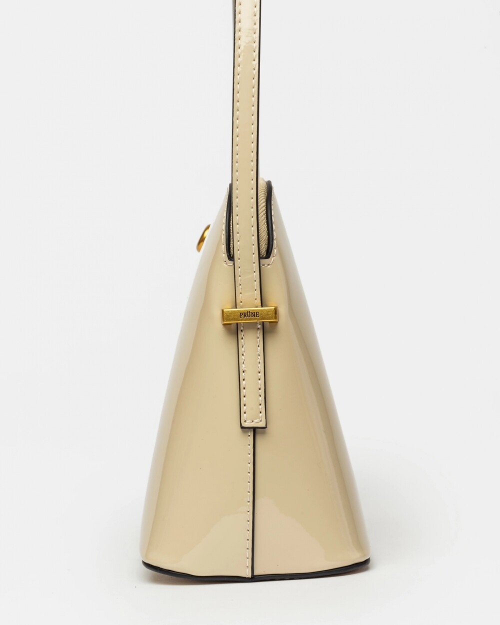 Bandolera Dyna en efecto charol Natural