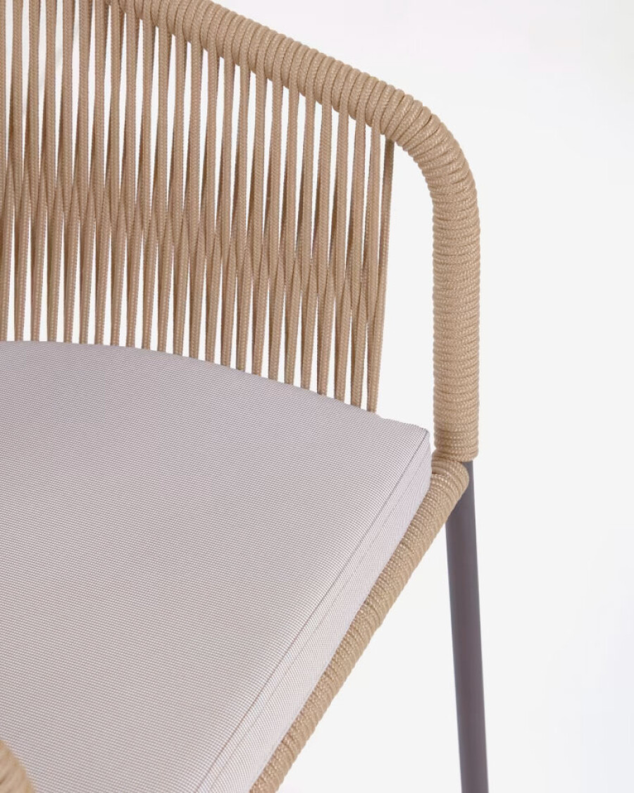 Silla Yanet de cuerda beige y patas de acero galvanizado