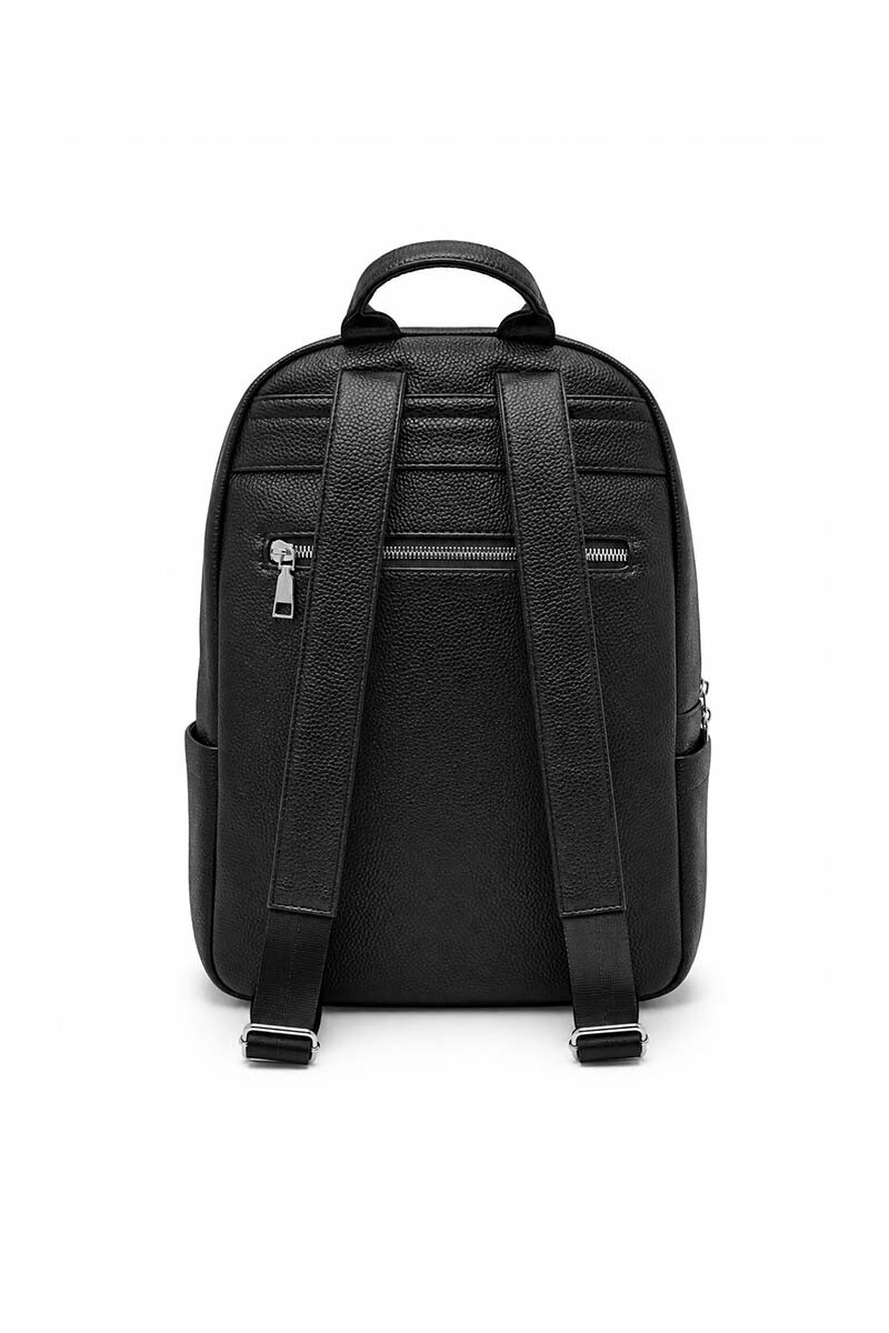 Mochila ecocuero bolsillos y cierres Negro
