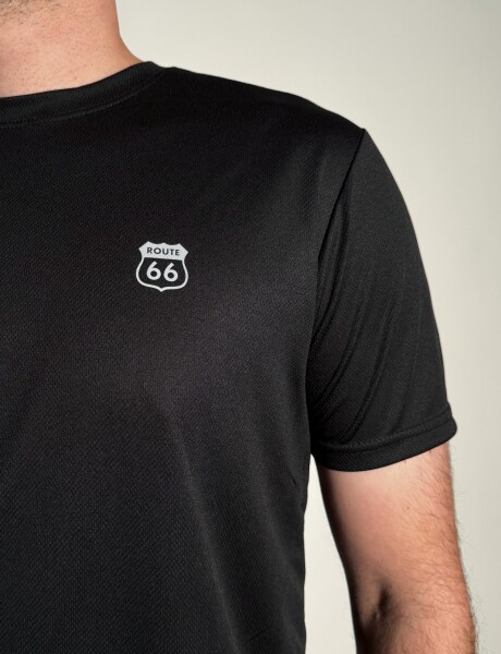 Remera deportiva DRY+ Renzo Negro