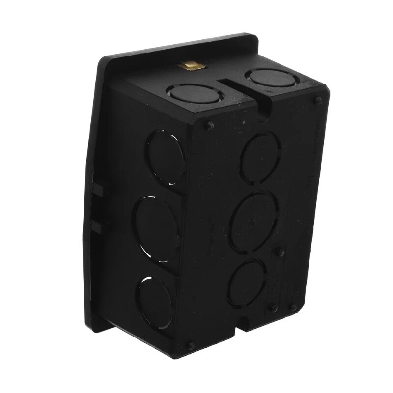 CAJA LLANA 3 MOD AUTR C/GRAMPA (F) NEGRA Caja Llana 3 Módulos Autorroscante Con Grampa Negra