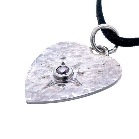 Dije de plata 925 con circonia. Dije de plata 925 con circonia.