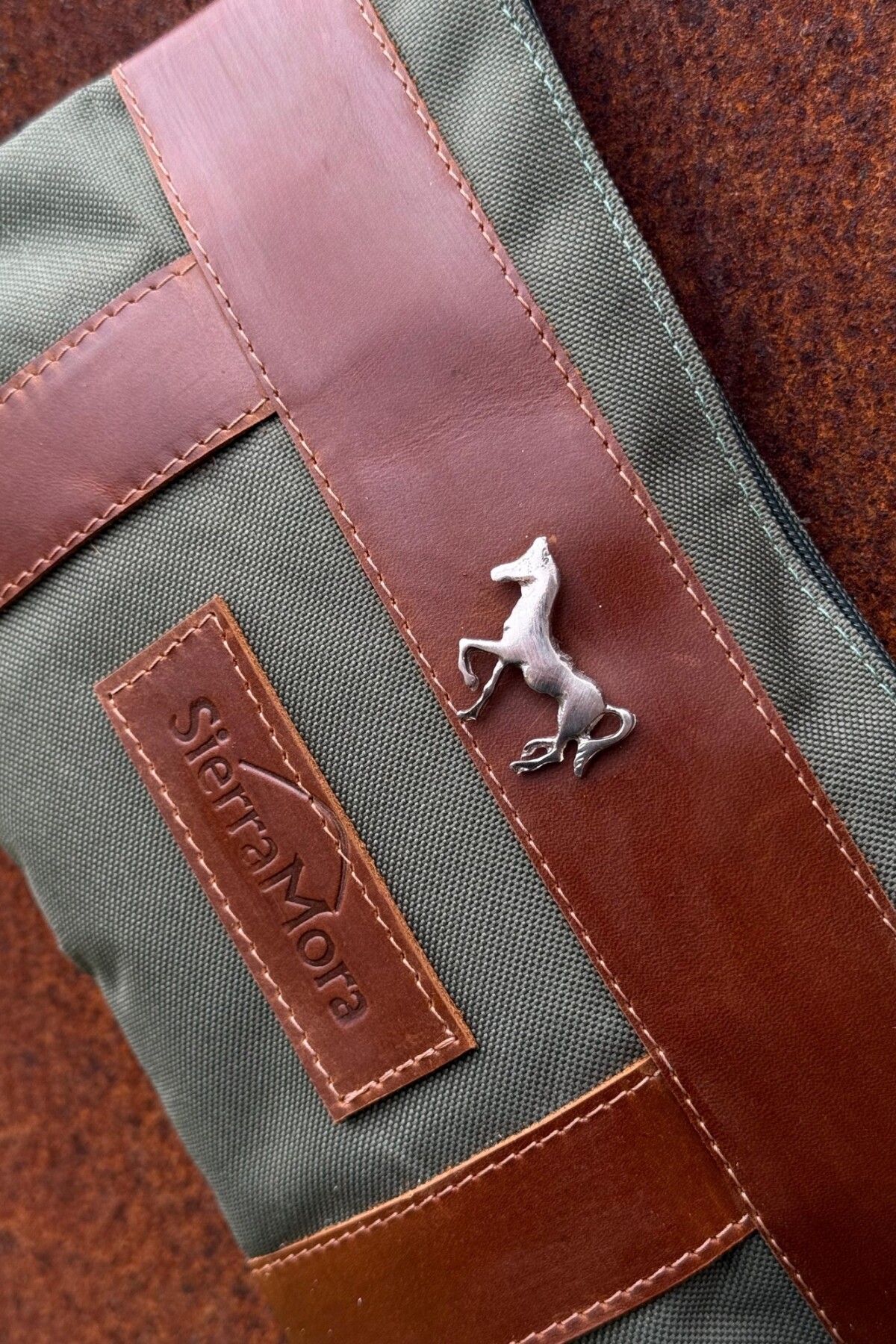 Sobre Cartuchera Mustang Verde Seco