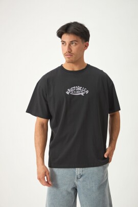 REMERA ENDLESS NEGRO