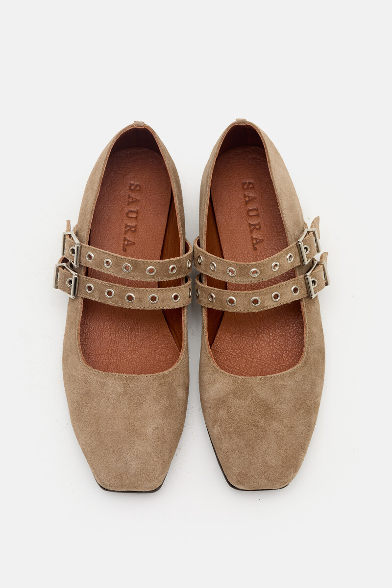 Ballerina Mimi Vison