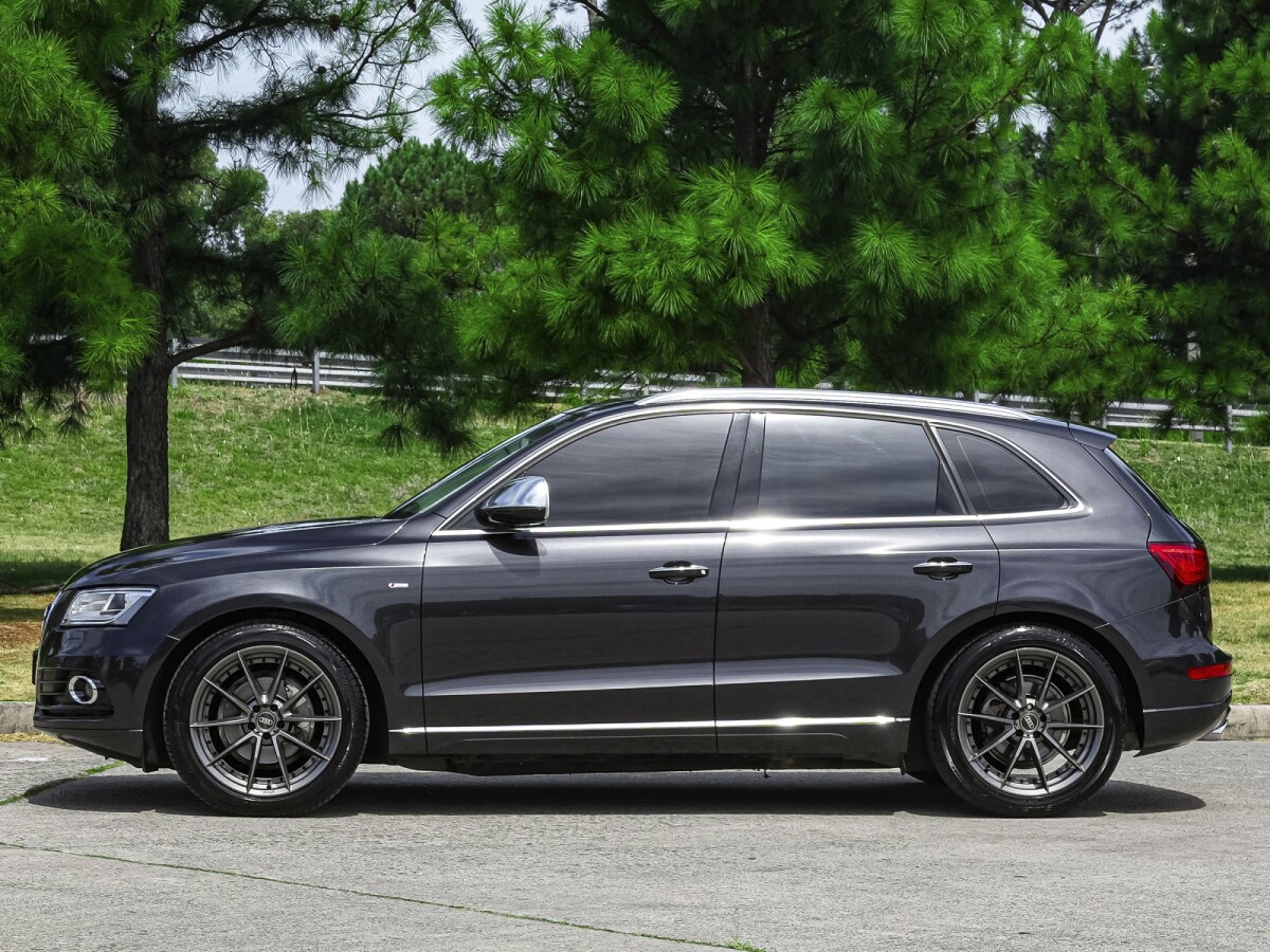 Audi Q5 2.0 TFSI Quattro AT-Stronic Extra Full 2017 Audi Q5 2.0 TFSI Quattro AT-Stronic Extra Full 2017