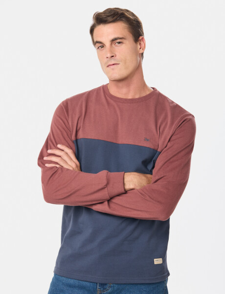 REMERA COMBINADA Bordo