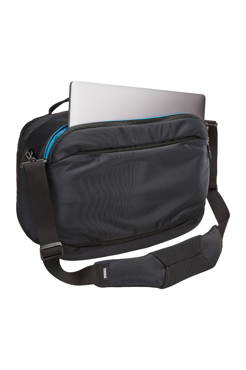 Thule Subterra Boarding Bag - Black Thule Subterra Boarding Bag - Black