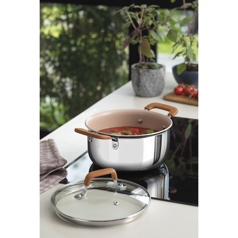 CACEROLA 20CM C/TAPA VIDRIO ACERO INOX. C/REVESTIMIENTO EN CERÁMICA ROMAGNA 28742/320 CACEROLA 20CM C/TAPA VIDRIO ACERO INOX. C/REVESTIMIENTO EN CERÁMICA ROMAGNA 28742/320