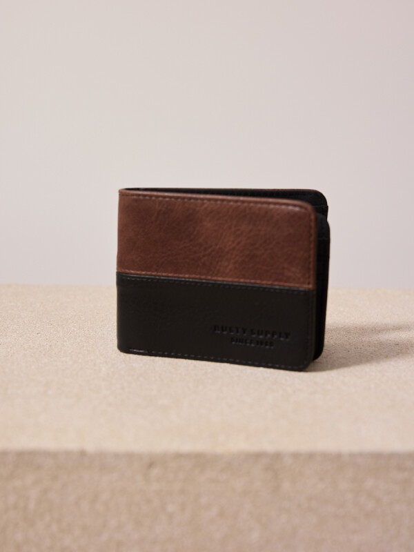 BILLETERA MARTS26 RUSTY Negro/marron
