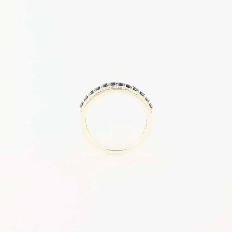 Anillo de plata 925 con zafiro azul natural y circonias. Anillo de plata 925 con zafiro azul natural y circonias.