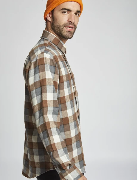 Camisa franela tostado