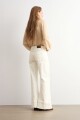 Blusa con volados beige