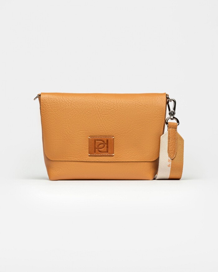 Morral Nina en cuero graneado Cuoio