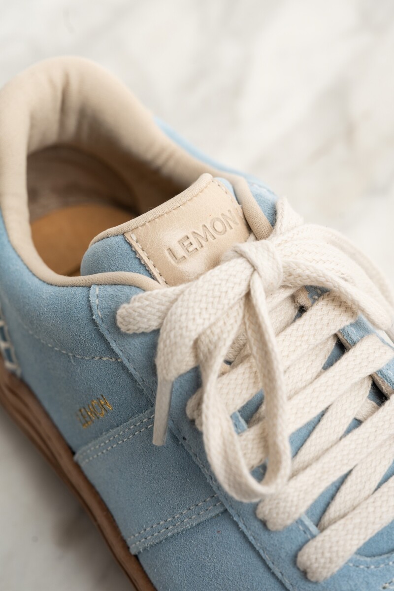 Zapatilla Gamuza Celeste