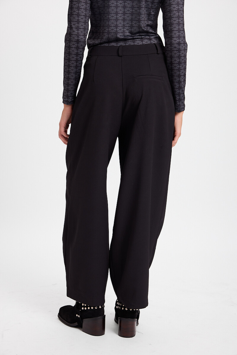 Pantalon Cruzado Negro