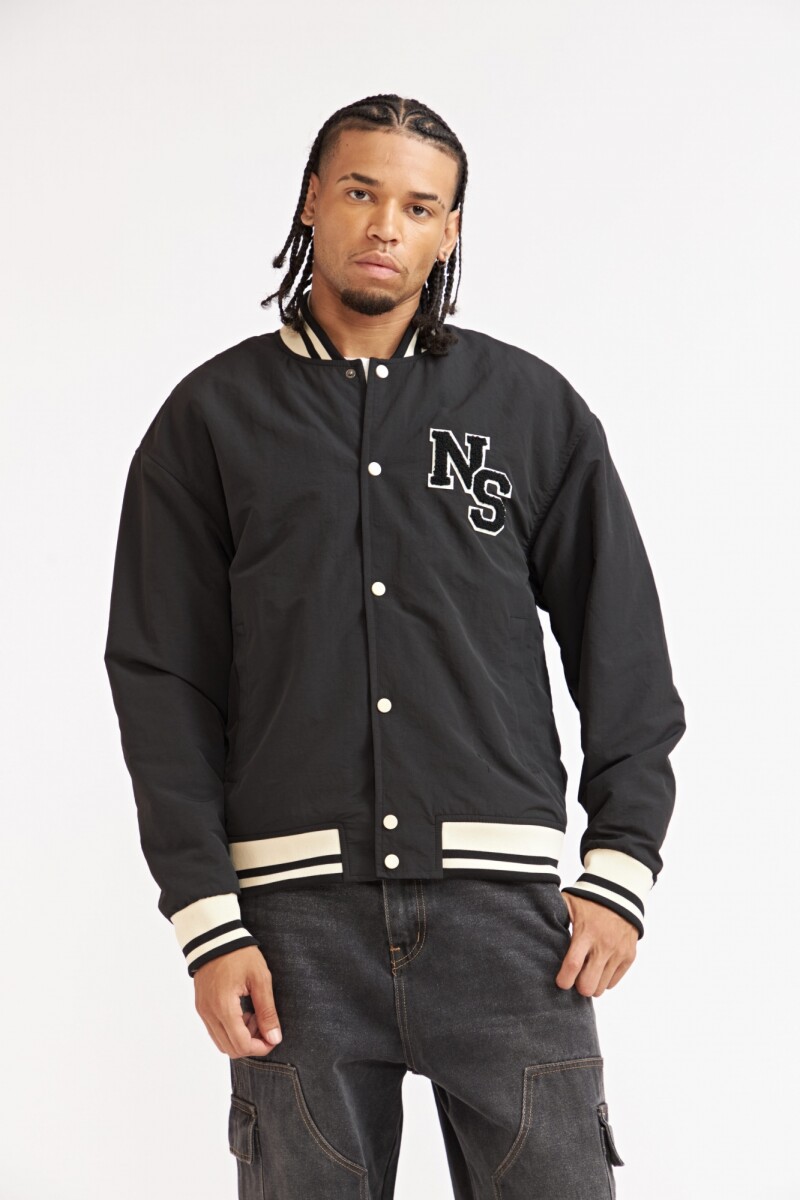 CAMPERA COLLAGE - NEGRO 