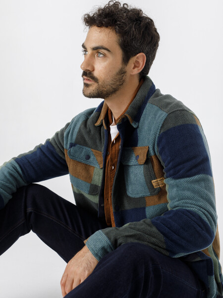 OUTWEAR MANAGUA CROMO