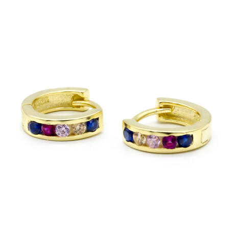 Par de aros de plata 925 con baño de oro amarillo con circonias. Par de aros de plata 925 con baño de oro amarillo con circonias.