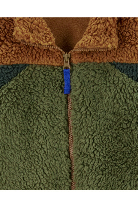 Campera de sherpa, diseño colorblock. Talles 6-8 Sin color