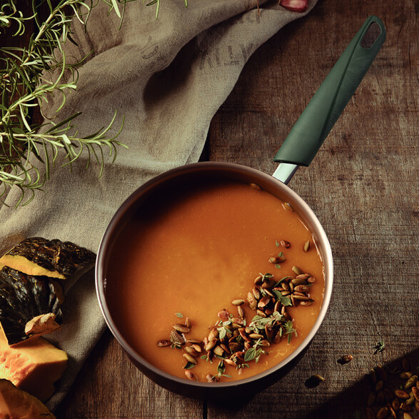 Olla color verde Ø 18cm. con mango "LYF" -TRAMONTINA TR5434