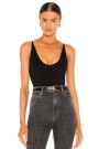 SEAMLESS V-NECK CAMI Negro