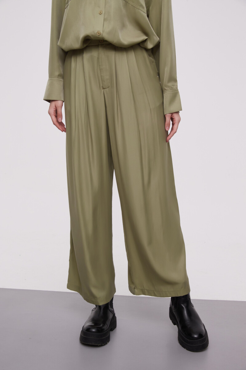 Pantalon Bucut - Verde Palido 