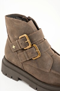 Bota Cuero Con Hebillas Vison