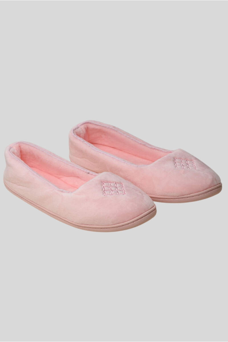 BALLERINA CON ESCUDO ROSADO