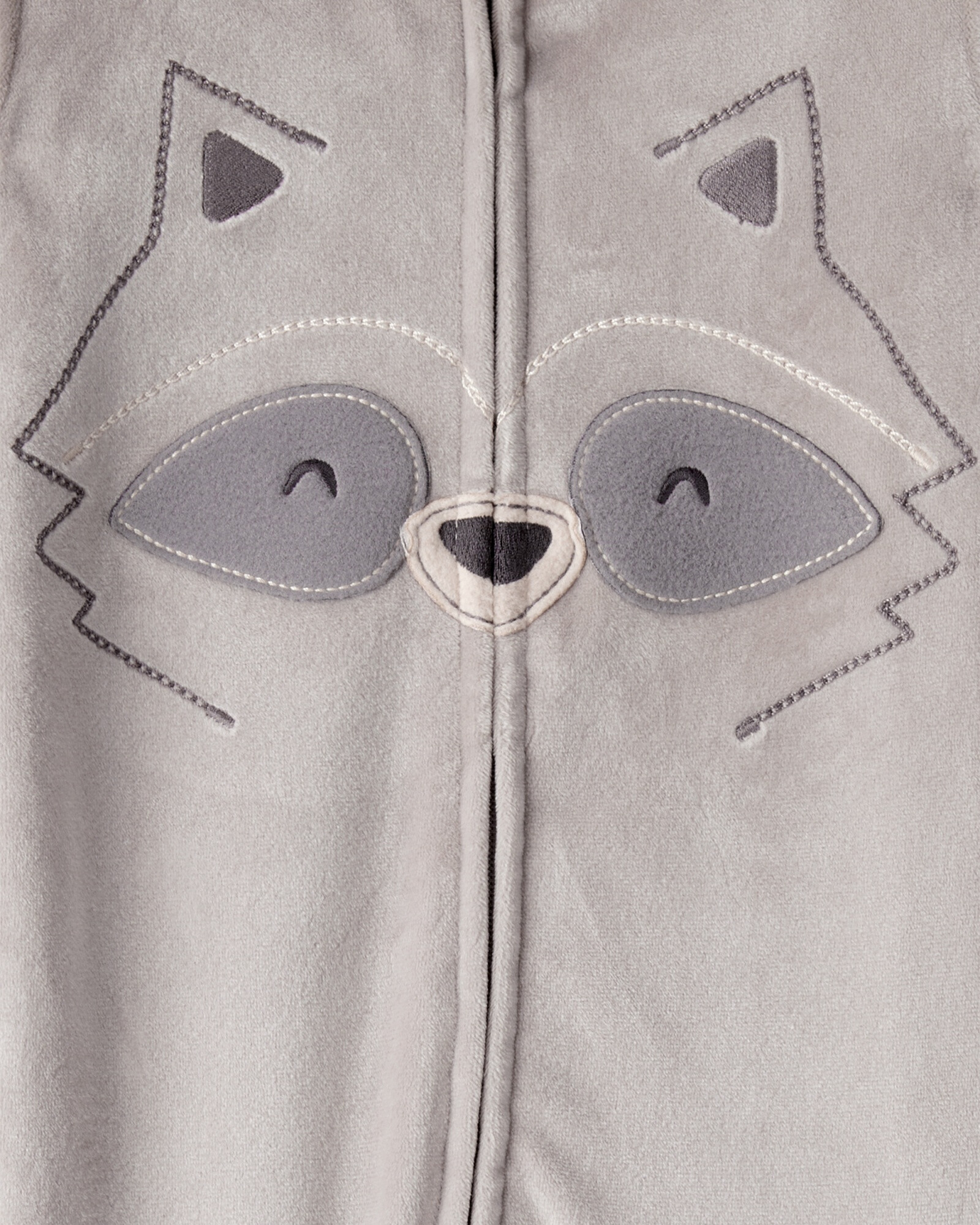 Pijama una pieza de DreamPlush, con pie, estampa mapache Sin color